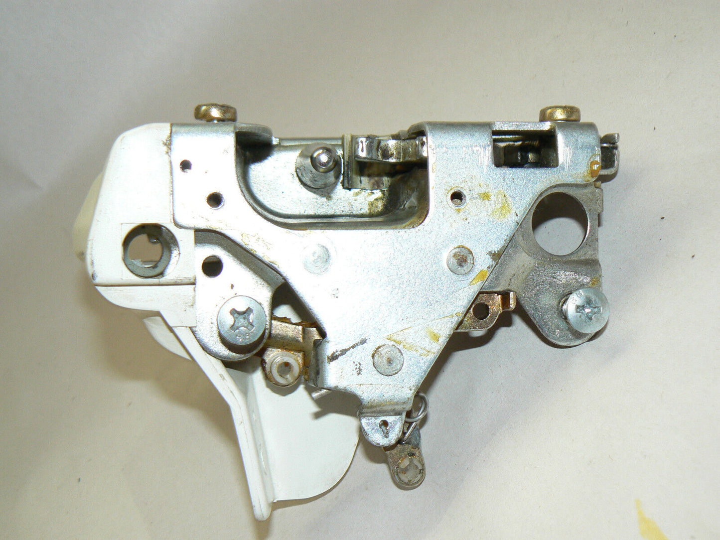 Mercedes SL 107 Door Lock Mechanism 560sl 560 W107 420 500 1077230208 Bomoro