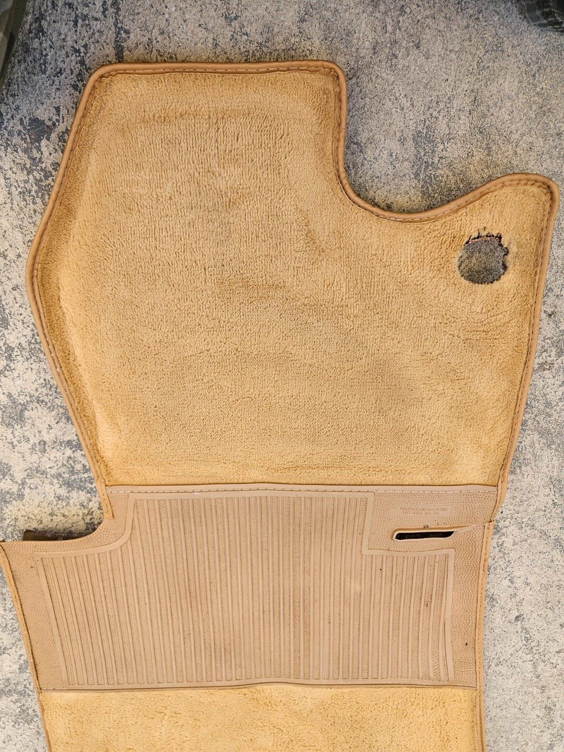 Mercedes SL Mat carpet 450sl 560sl 107 380 450 R107 driver w107 380sl r107