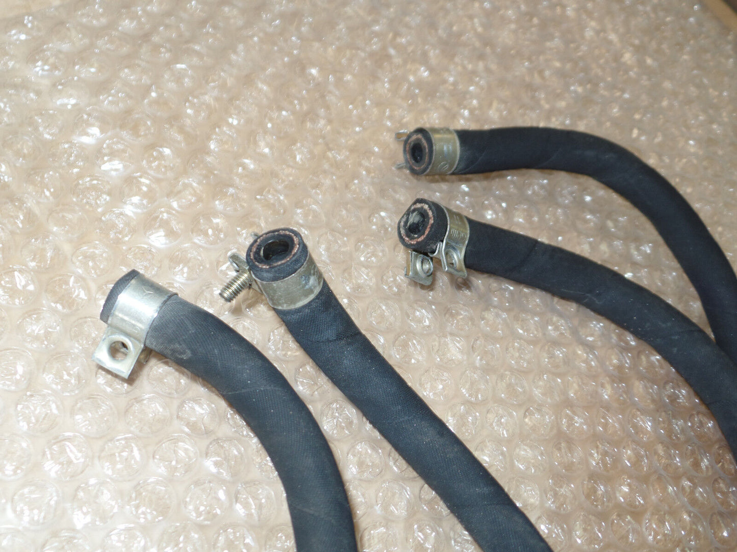 Mercedes sl Fuel Tank hose 380sl 450sl 560sl 560 380 lines 107 W107 350 clamps