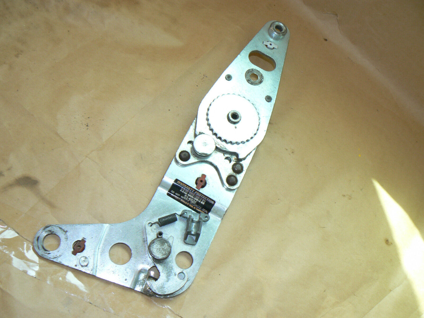 SL 107 SEAT BACKREST ADJUSTER 560 450 W107 500 380 R107 HINGE SLC 0009107685