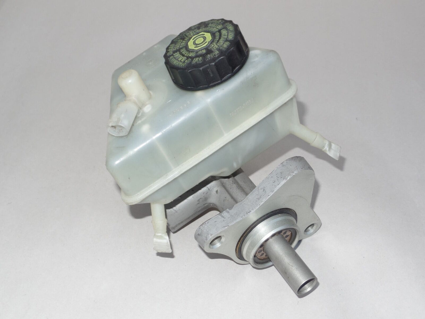 MERCEDES SL W107 Brake Master Cylinder c230 203 clk c320 c240 2034300002 c class