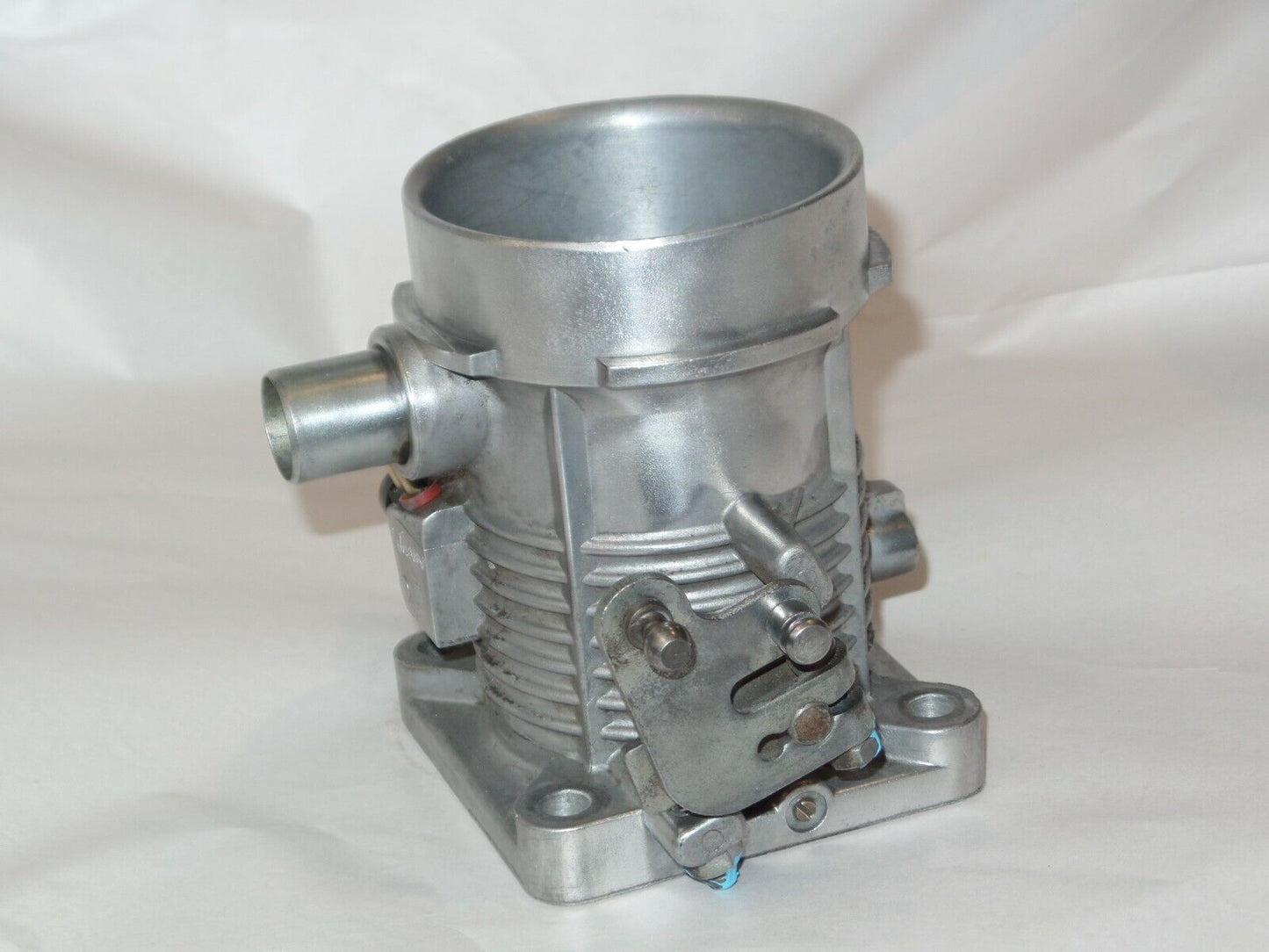 W107 350 Throttle Housing with sensor 450SL 450 SLC R107 0280120015