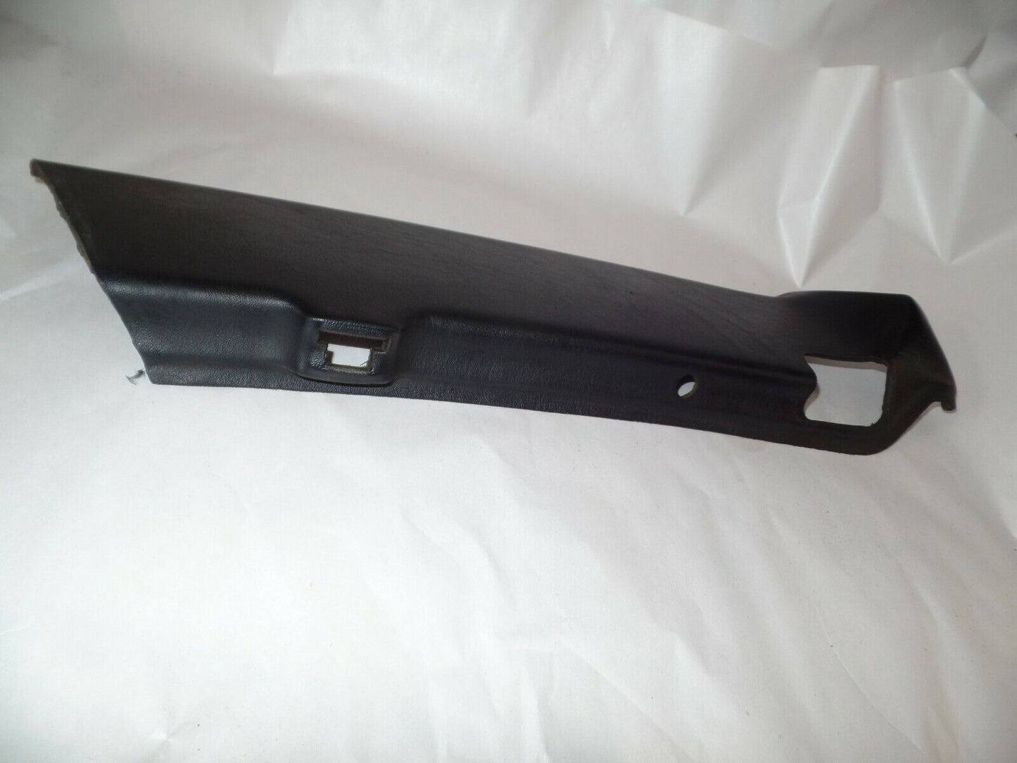 sl wind shield upper 300sl500sl 320sl 600sl 300 500 600 molding trim 1296900125