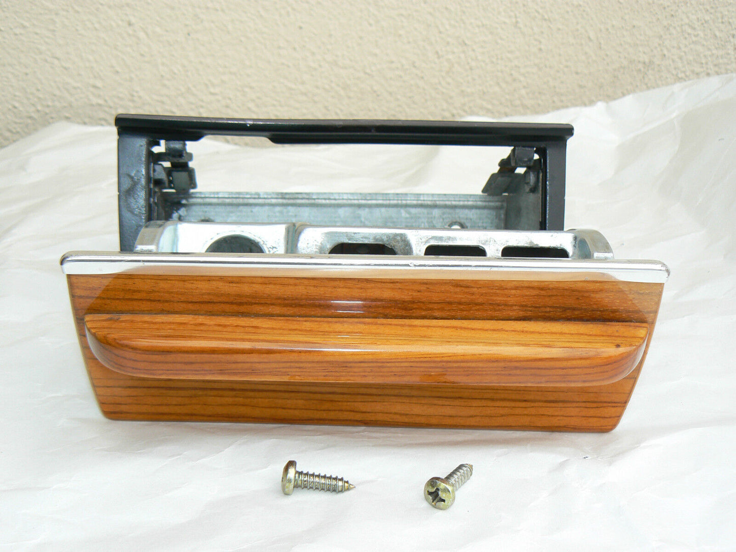Mercedes W107 Ashtray sl 107 350 R107 450 slc 450sl 280 euro 560 500 560 450SLC