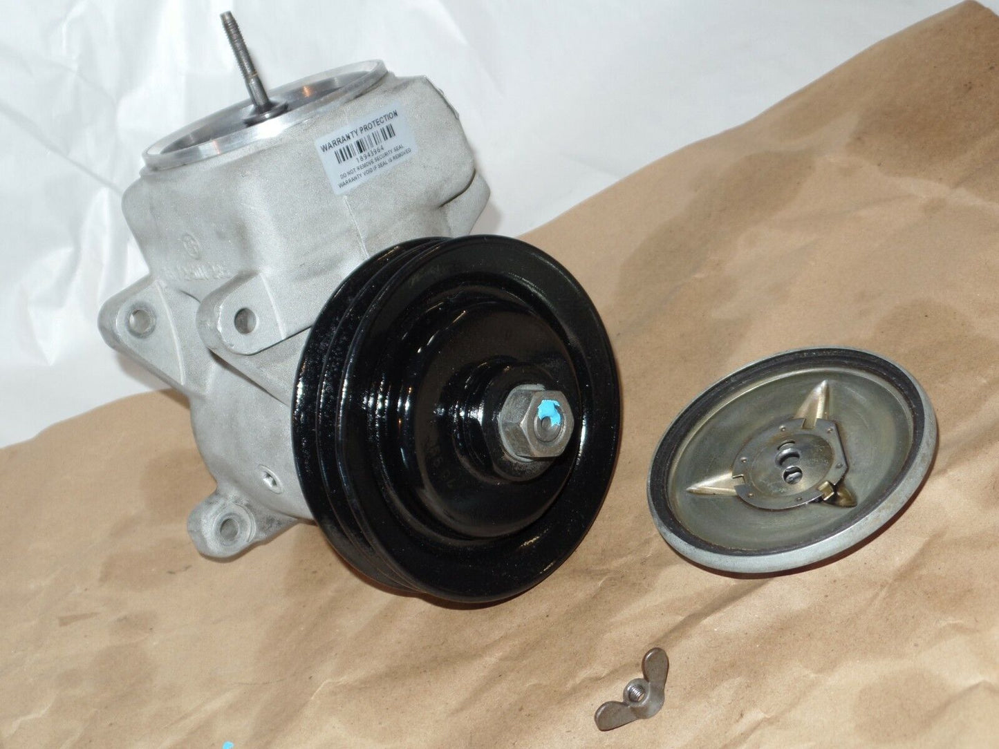 Mercedes SL Pump Power Steering w107 107 380sl 380 500 450 1264600080 pulley