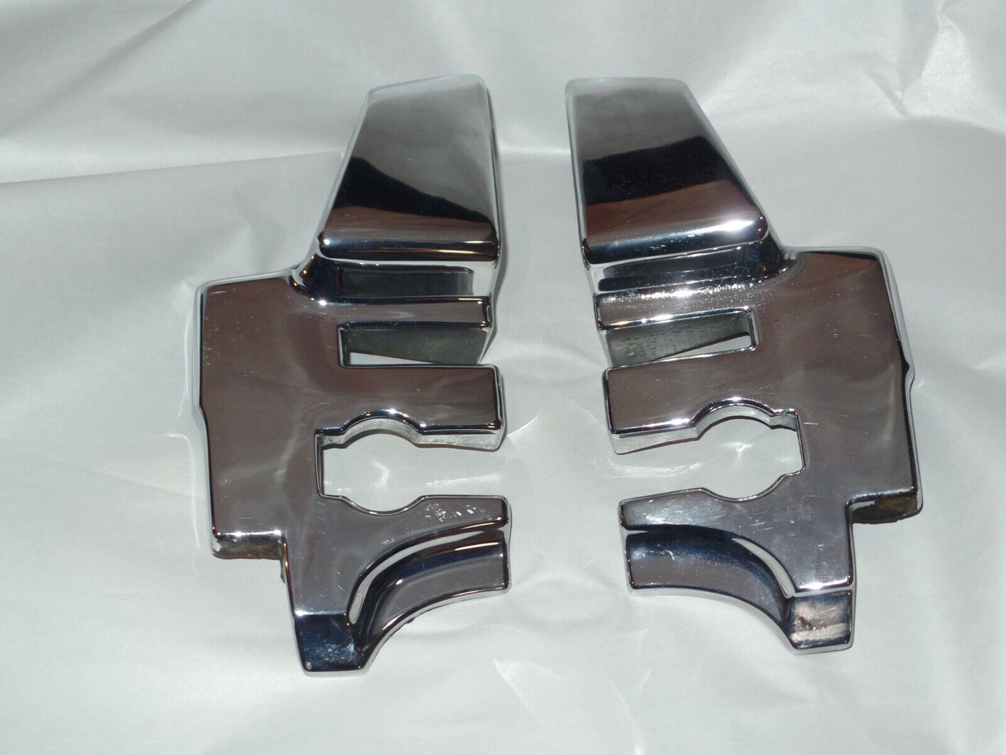 SL Chrome Covers 380sl 560sl 560 420 latch hinge top W107 1076930335 1076930435