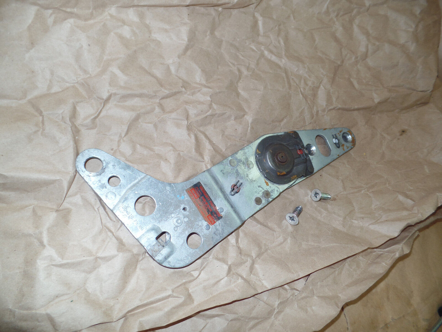 SL 107 SEAT BACKREST ADJUSTER 560 450 W107 500 380 R107 HINGE SLC 420 0009107986