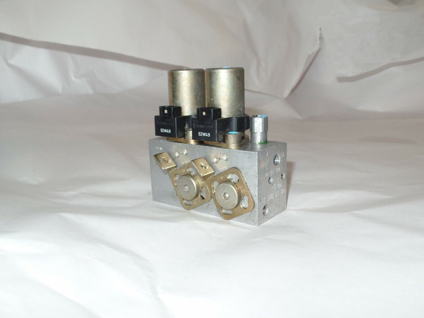 129 Convertible Hydraulic Valve Solenoids Block sl R129 300 600 500 1298002178