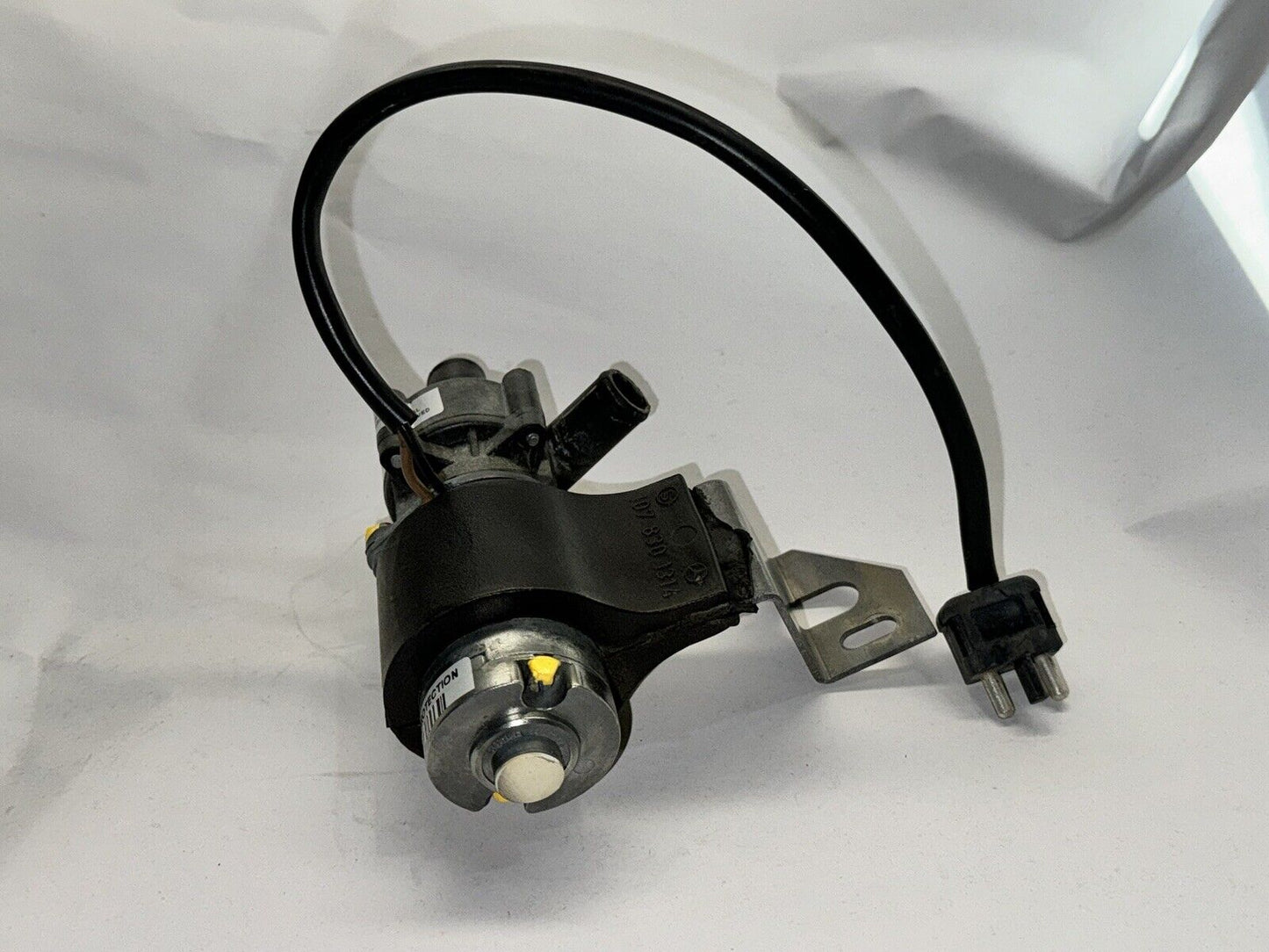 Mercedes sl 107 Auxiliary Water Pump control 560sl 560 0008356964 300 320 190 E