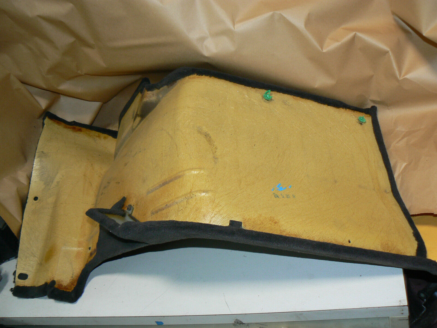 Mercedes SL Quarter Panel carpet Trim sl500 sl320 sl600 Black Right rear 500