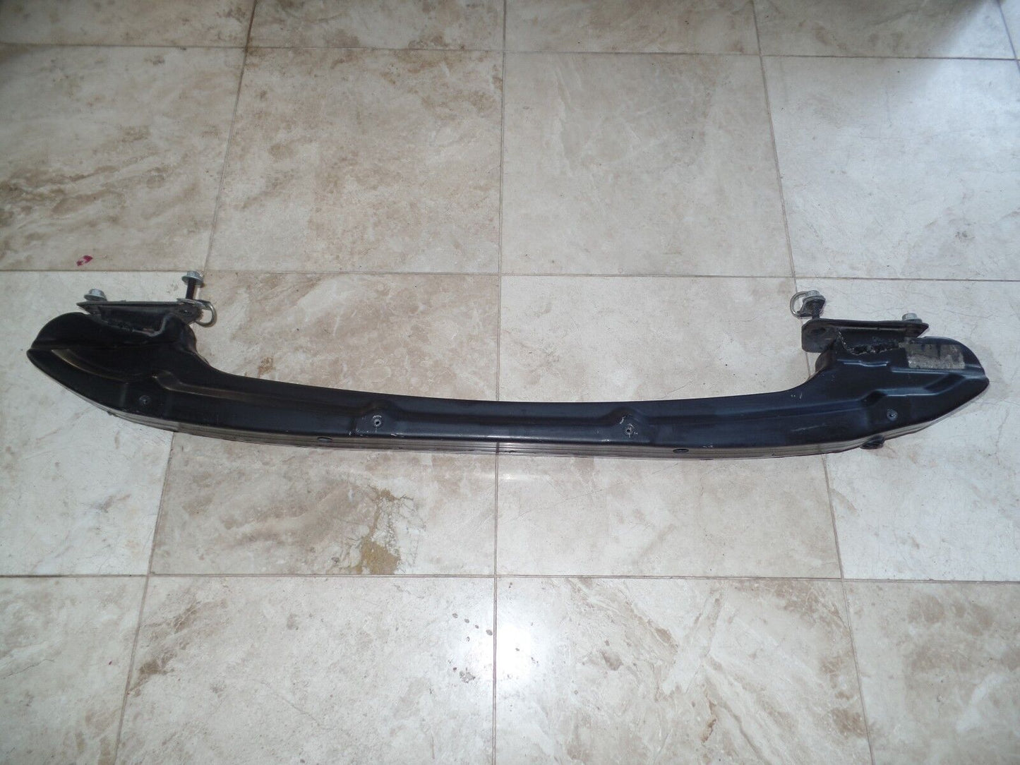 Rear Bumper reinforcement c230 c320 230 320 w203 coupe Kompressor 2036100214