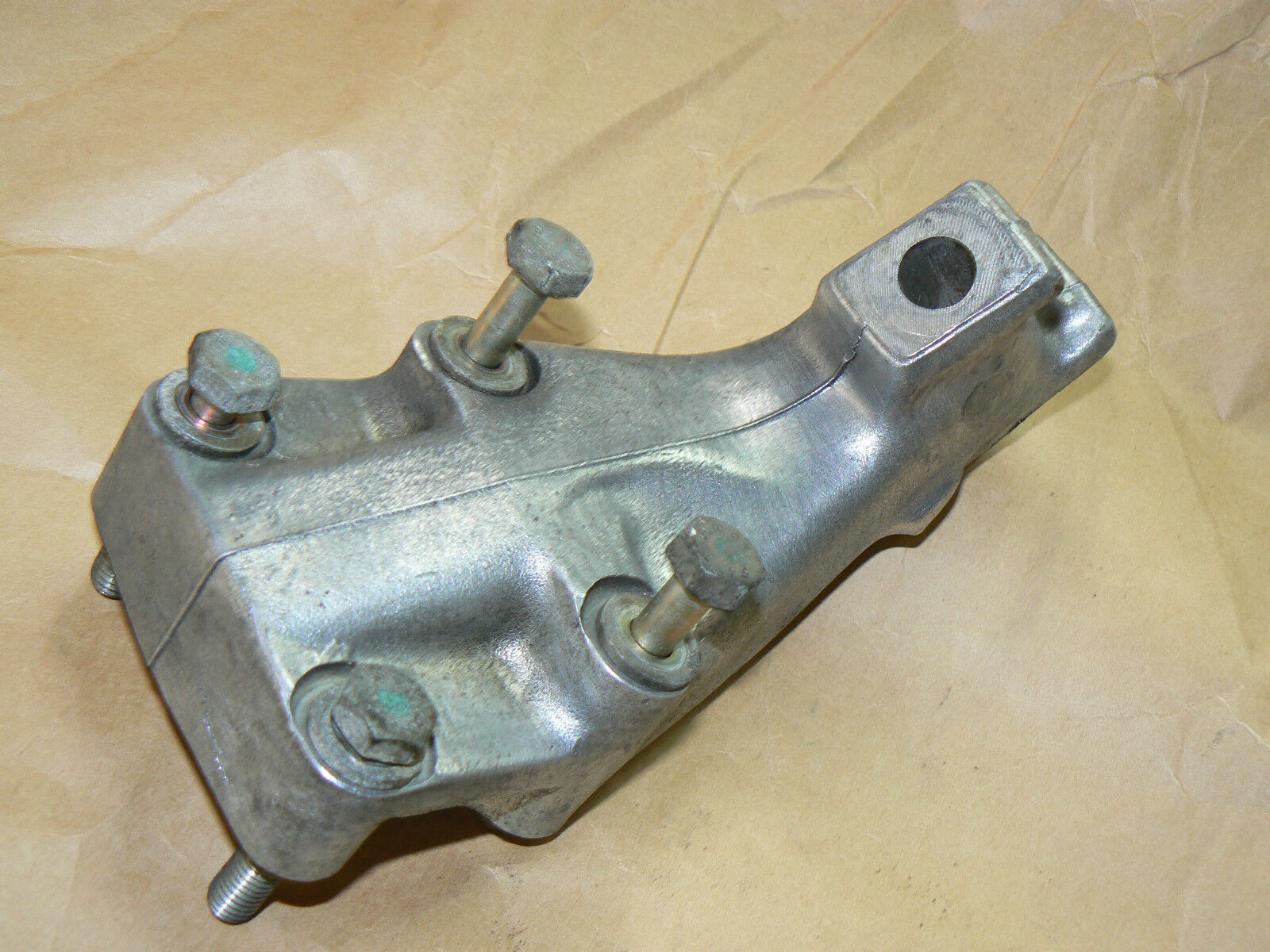 MERCEDES SL Engine mount support 560 450 107 SLC  W107 380sl motor 1162234604