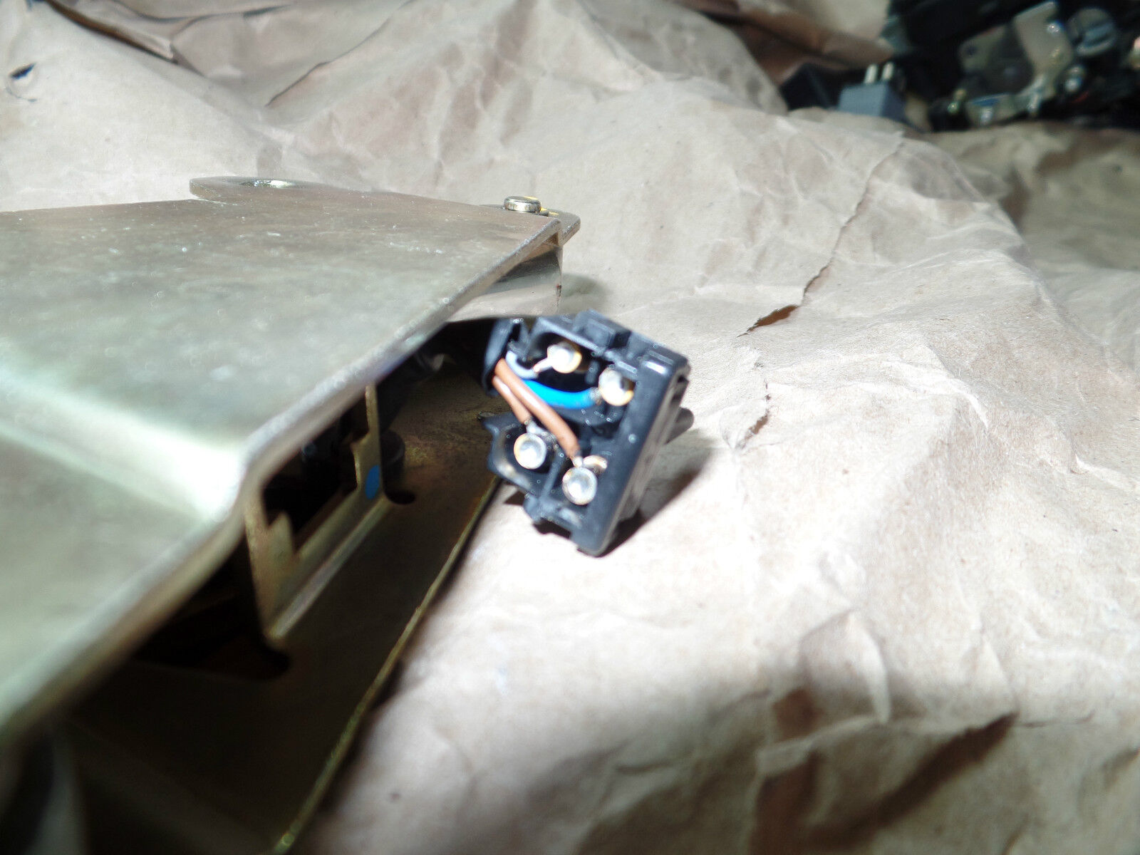 MERCEDES W129 Convertible Top Latch sl R129 300sl 500sl 320 600 500 1298000374