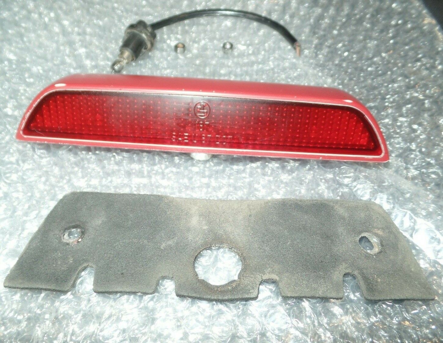 SL W107 Trunk Third Brake Light Lens 560sl 450 380 107 560 500 r107 Mercedes slc