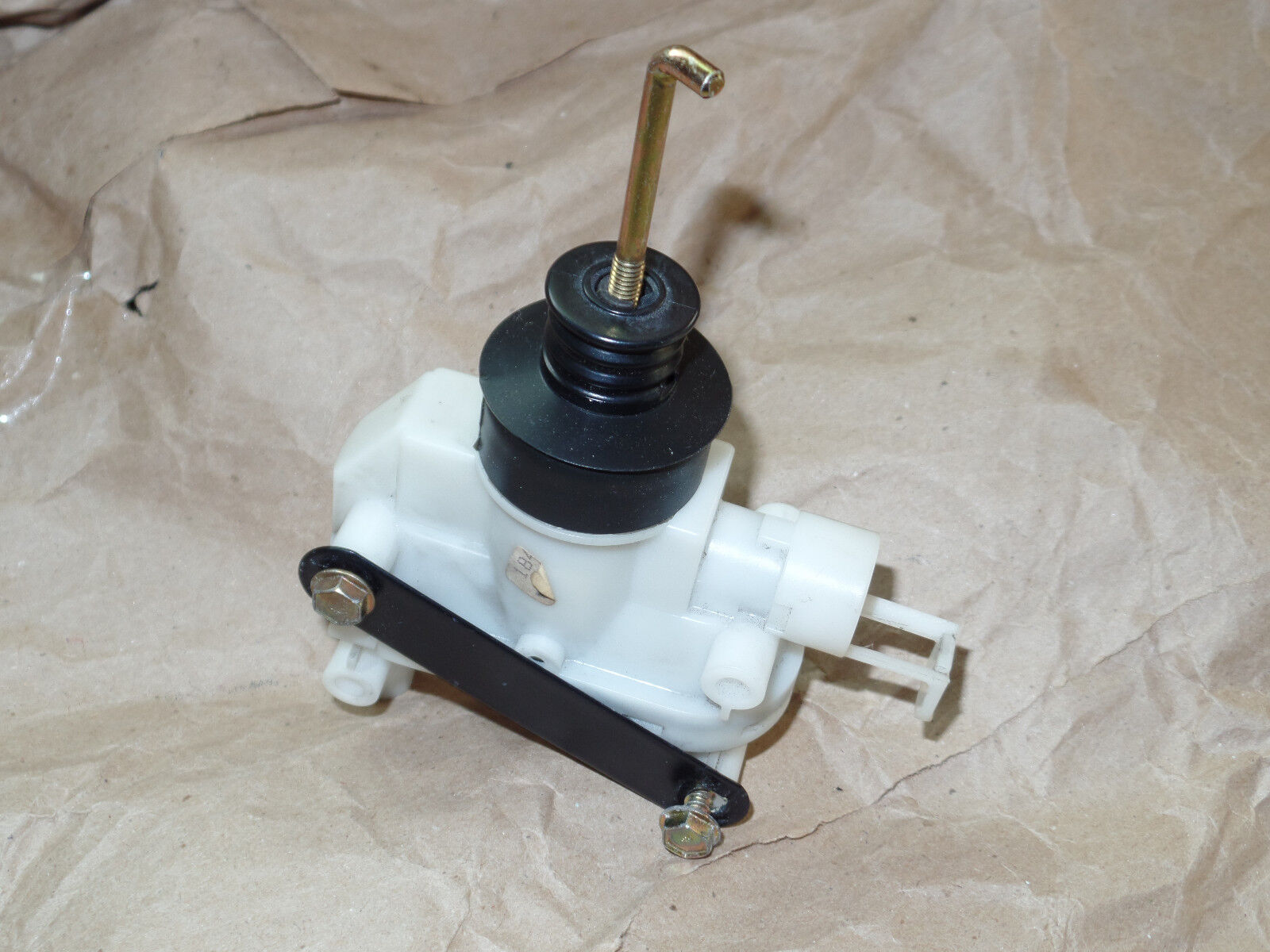 MERCEDES Trunk Lock Vacuum Element Actuator r129 300sl 500sl 600sl 300 500 600