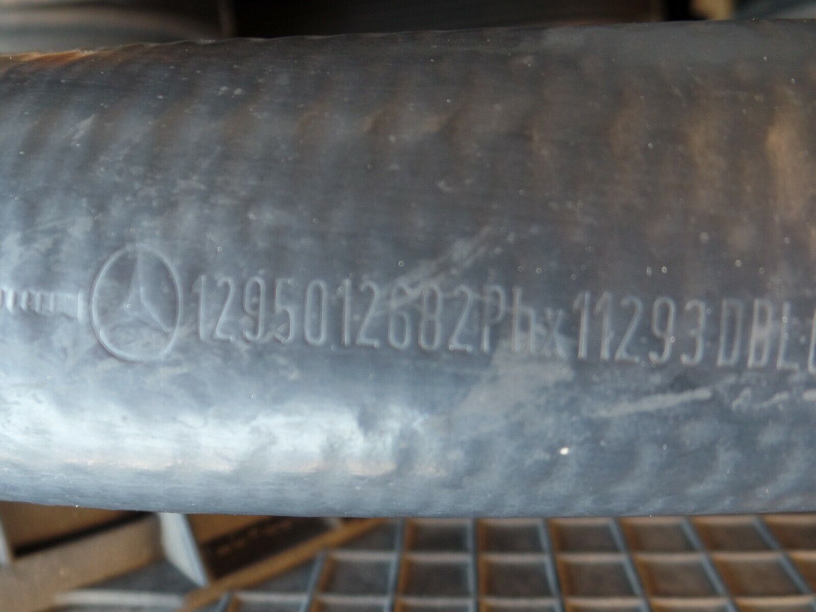 Mercedes sl Radiator Hose 300sl 500sl SL500 300 500 600 r129 320 129 W129 upper