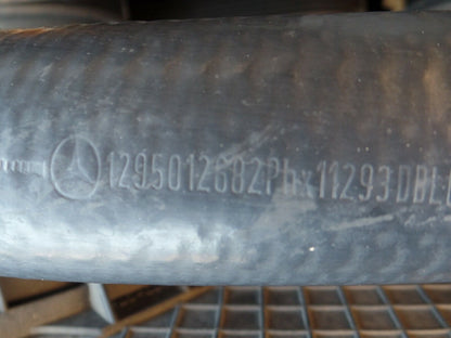 Mercedes sl Radiator Hose 300sl 500sl SL500 300 500 600 r129 320 129 W129 upper