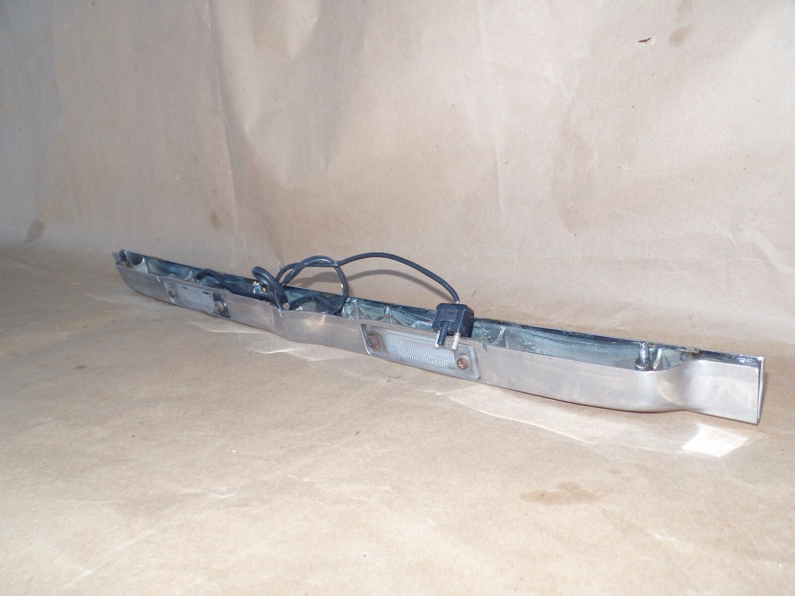 Mercedes SL Chrome trunk trim 450 380 560 slc 107 W107 molding 450sl 380sl 560sl