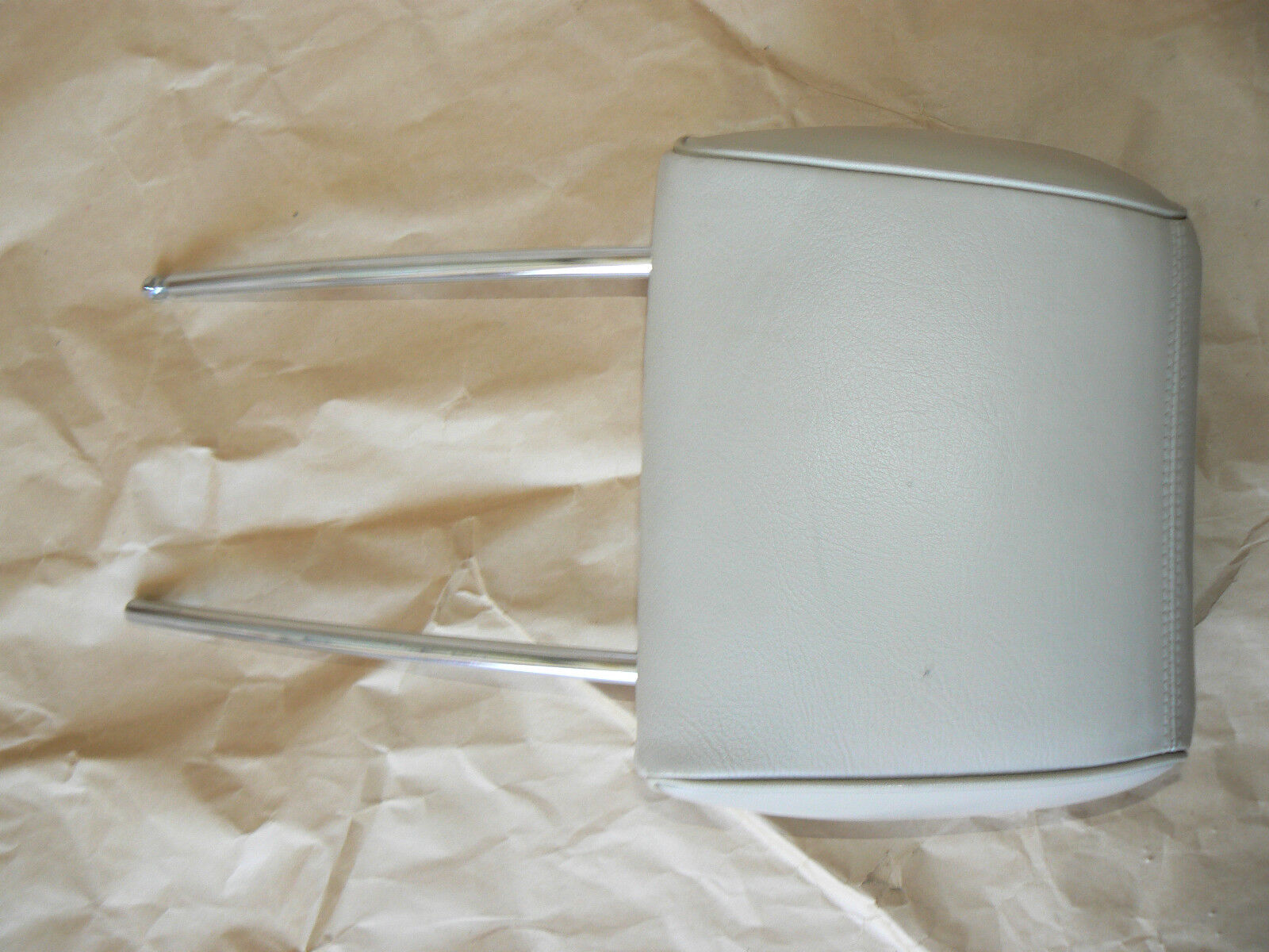 Mercedes sl 107 Seat Headrest 380sl 450sl 560sl 350sl 350 450 380 560 w107 280