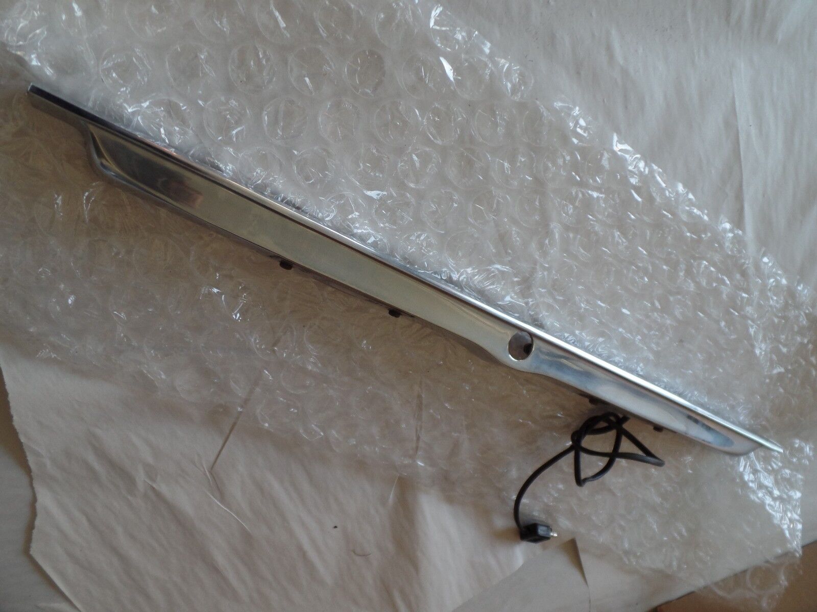 Mercedes SL Chrome trunk trim 450 380 560 slc 107 W107 molding 450sl 380sl 560sl