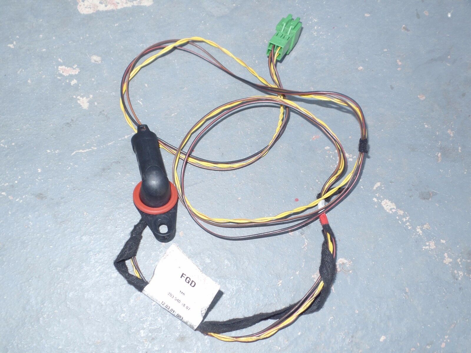MERCEDES Benz wiring harness c230 230 kompressor coupe 2035401807 2002 catalyst