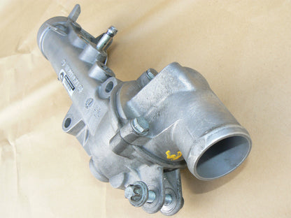 MERCEDES Supercharge Thermostat Housing c230 230 c Kompressor coupe 1112030573