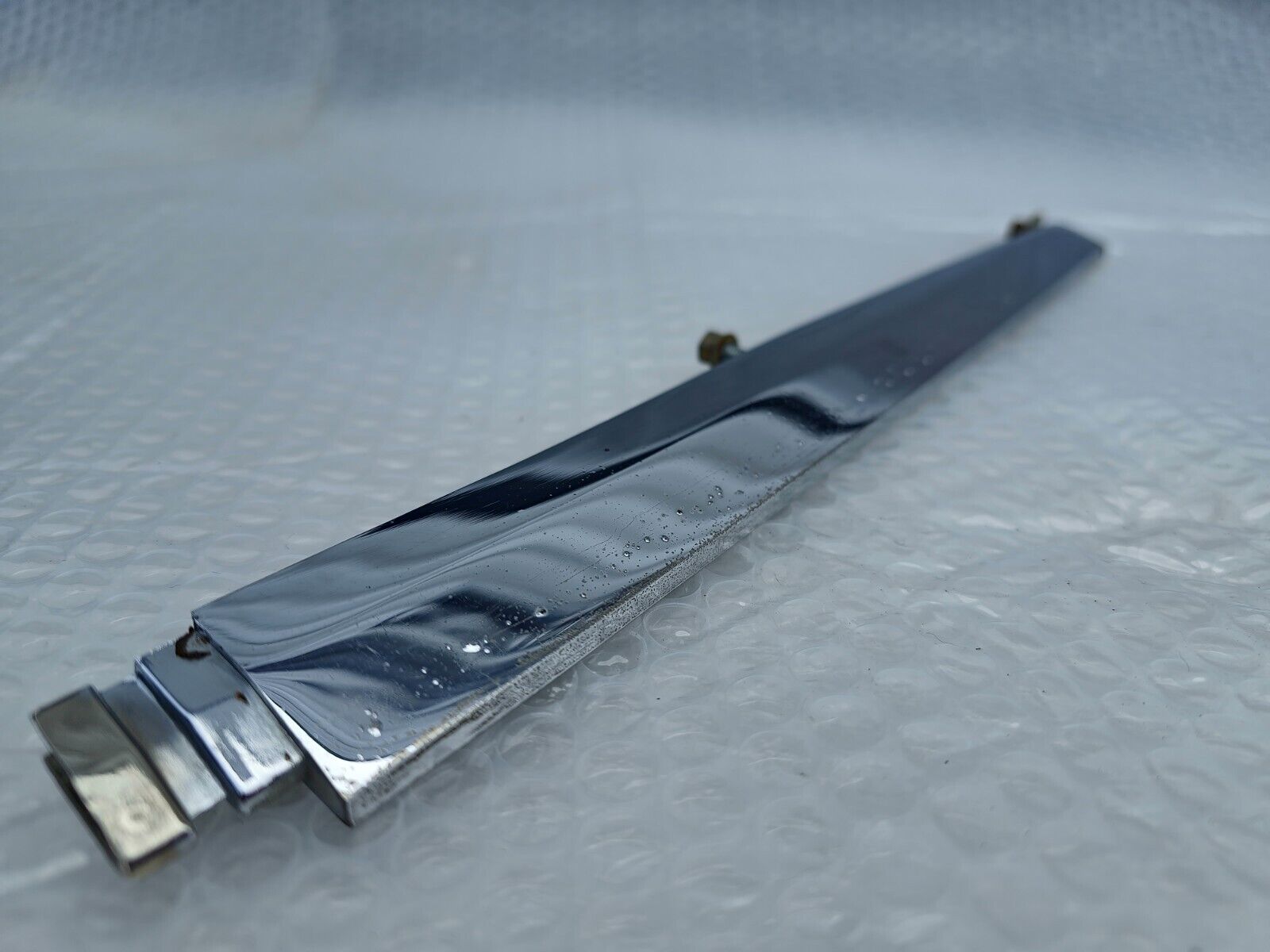 Mercedes SL Chrome trunk trim 450 380 560 107 W107 molding 450sl 380sl 560sl