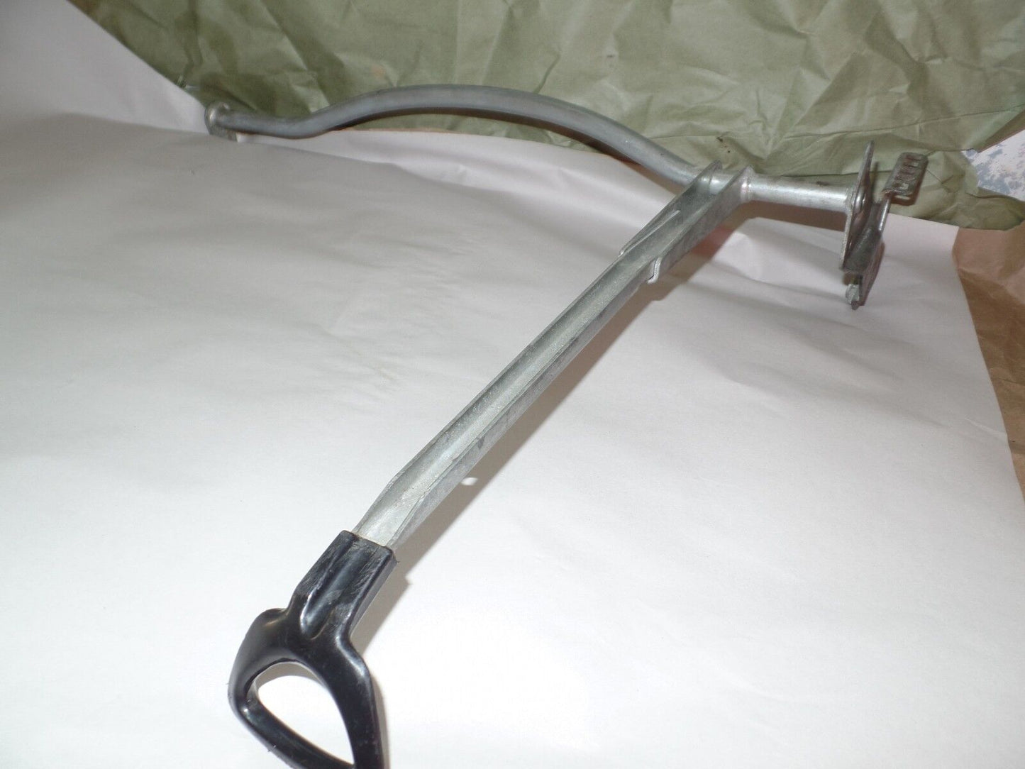 Mercedes sl 107 seat adjuster 560sl W107 380 R107 adjuster left SEAT GUIDE