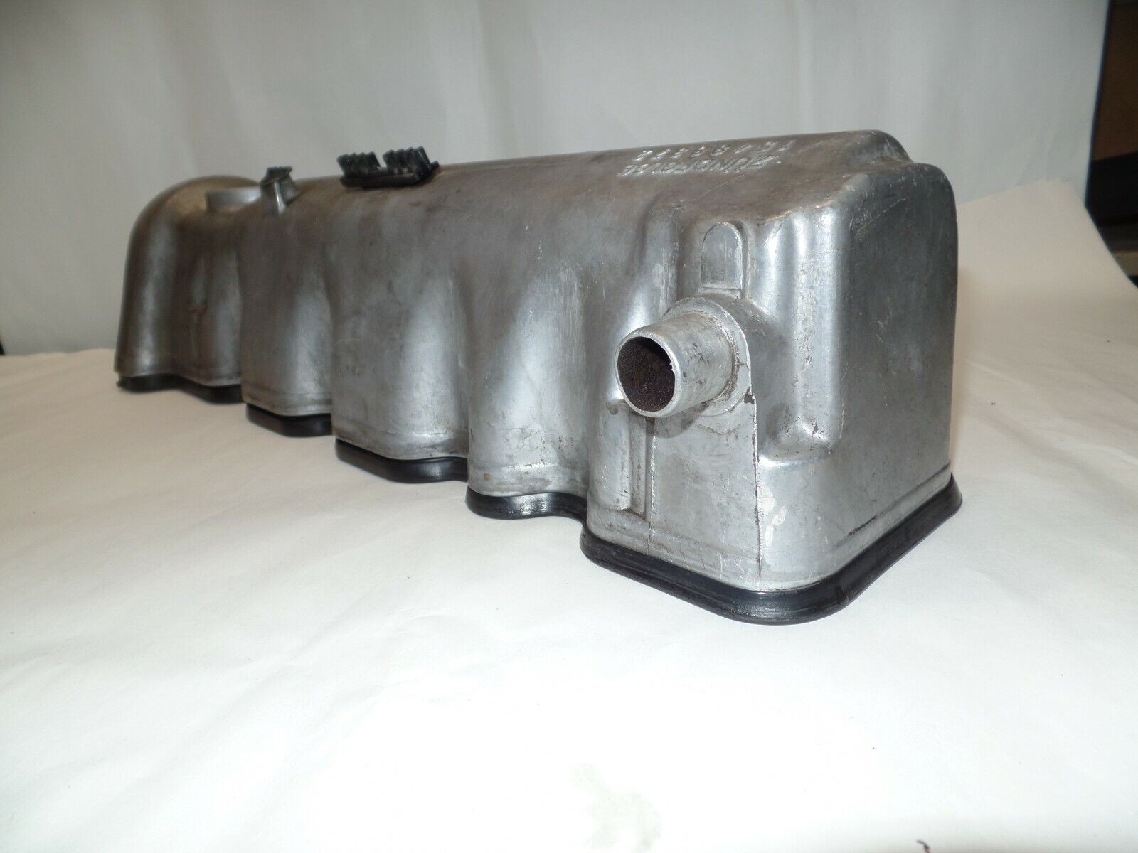 R107 380 sl Valve 450sl 450 107 SLC COVER W107 1160163305 cylinder head Right