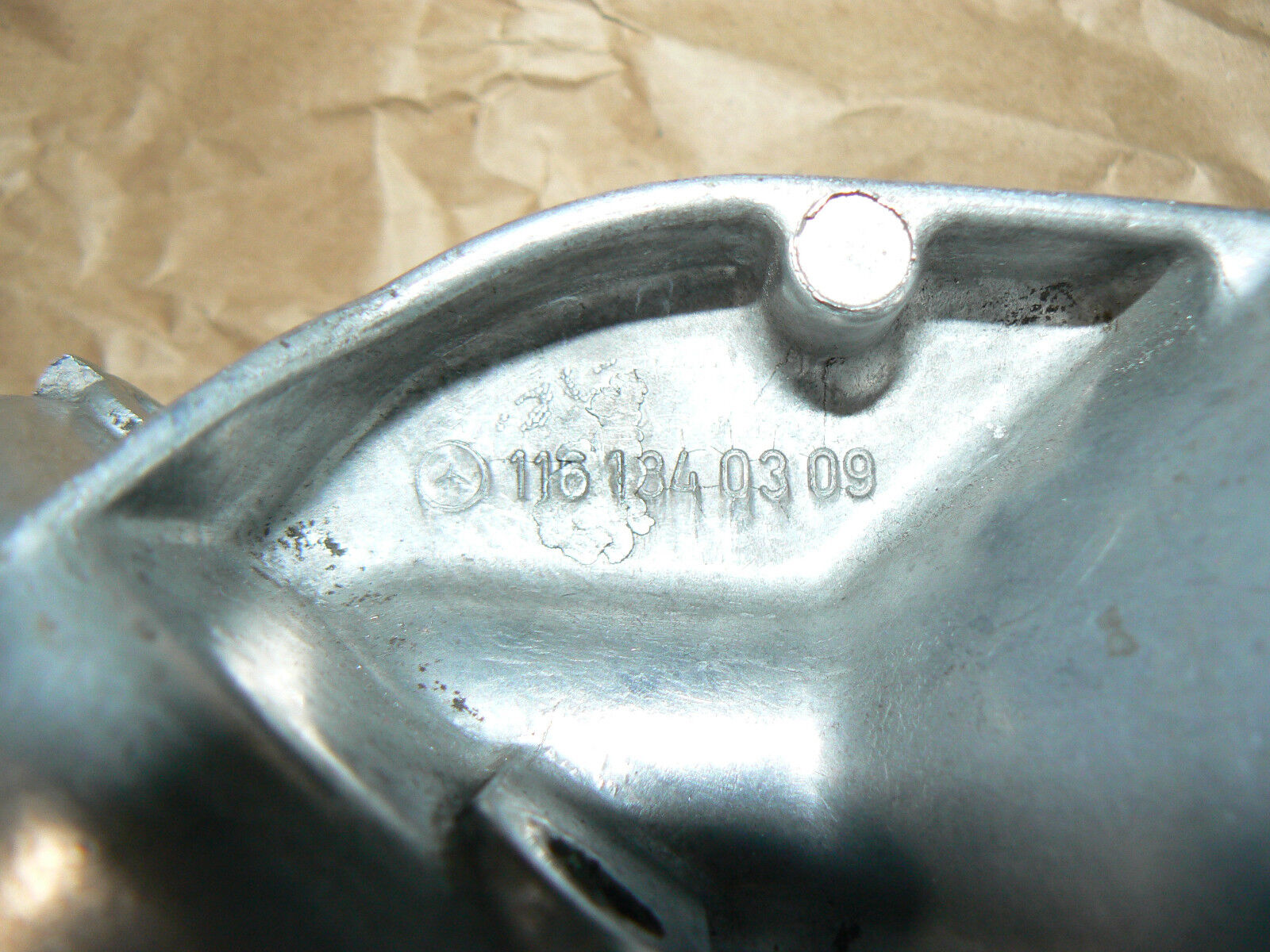 Mercedes SL Oil Flange 450sl w107 slc sl W116 107 1161840309 450 350 R107 116
