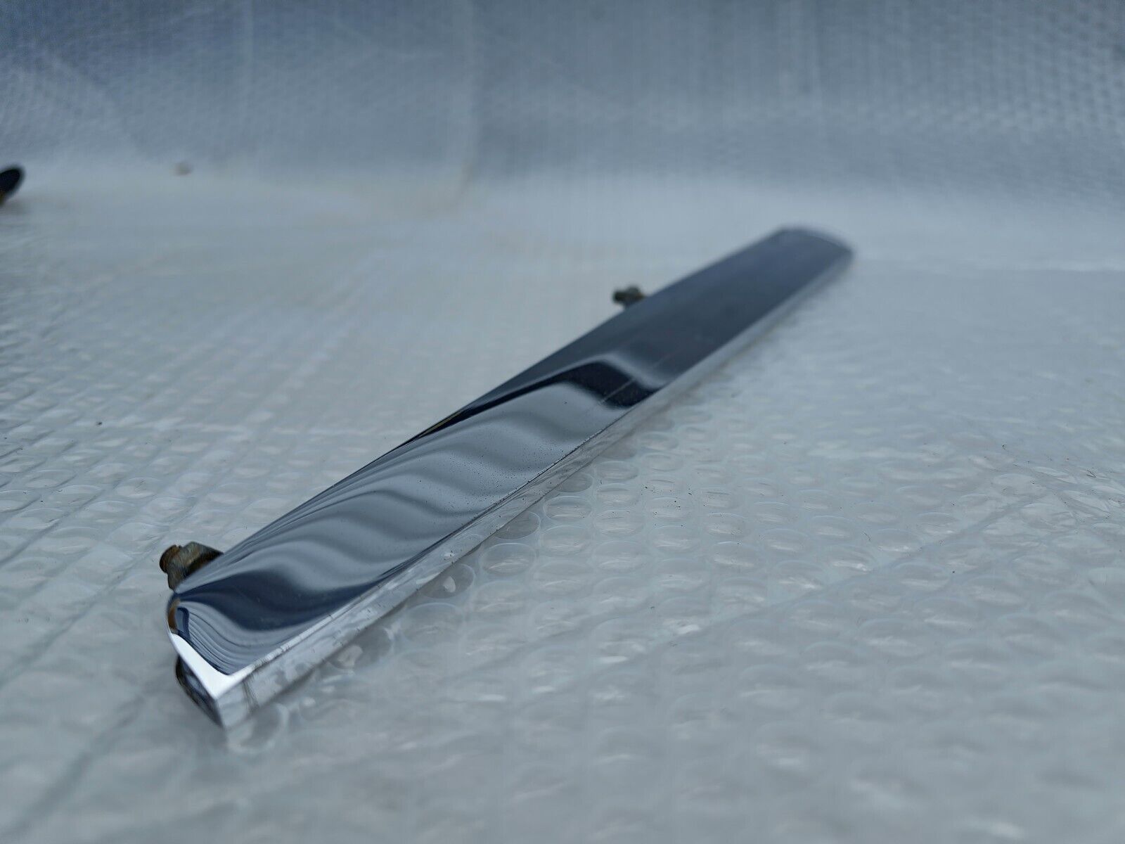 Mercedes SL Chrome trunk trim 450 380 560 107 W107 molding 450sl 380sl 560sl