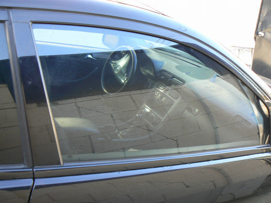 Mercedes Right Front Window Glass c230 c320 230 320 w203 coupe Kompressor