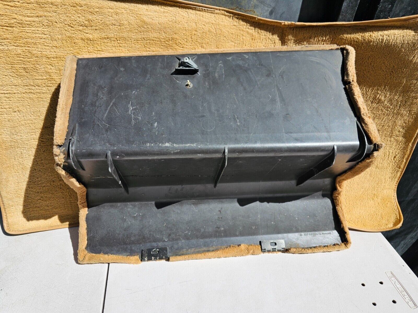 Mercedes SL Trunk battery lid cover 450sl 380sl 560 107 450 380 560sl w107 500 