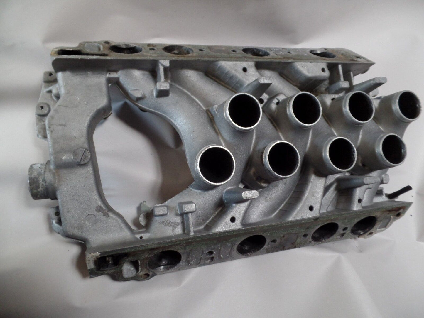 SL 107 Intake manifold v8 engine 560 W107 117 w117 1171413901 sel 560sl R107 sec