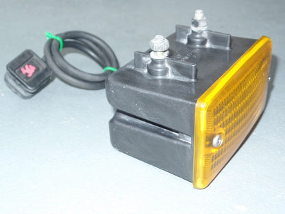 MERCEDES 107 TURN SIGNAL 450 380 560 SLC sl light 500 450sl 560sl w107 r107 350