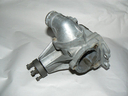 SL W107 107 Water Pump 560 560sl inlet 1172011001 W126 126 R107 1172030174 INLET
