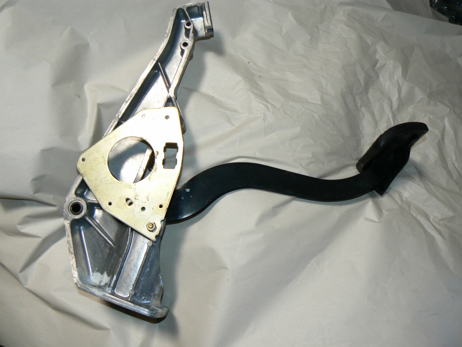 MERCEDES sl Brake pedal assembly W107 560 380 107 450 slc r107 1072900219