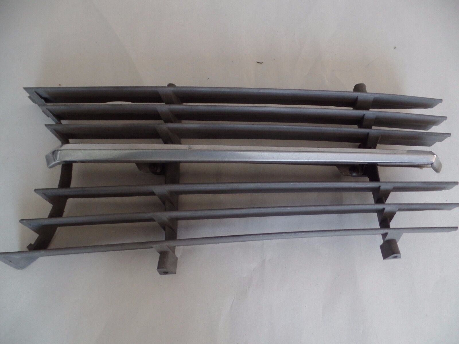 MERCEDES sl Grille Insert 560sl 450sl 380sl 107 560 380 450 slc 350 W107 280