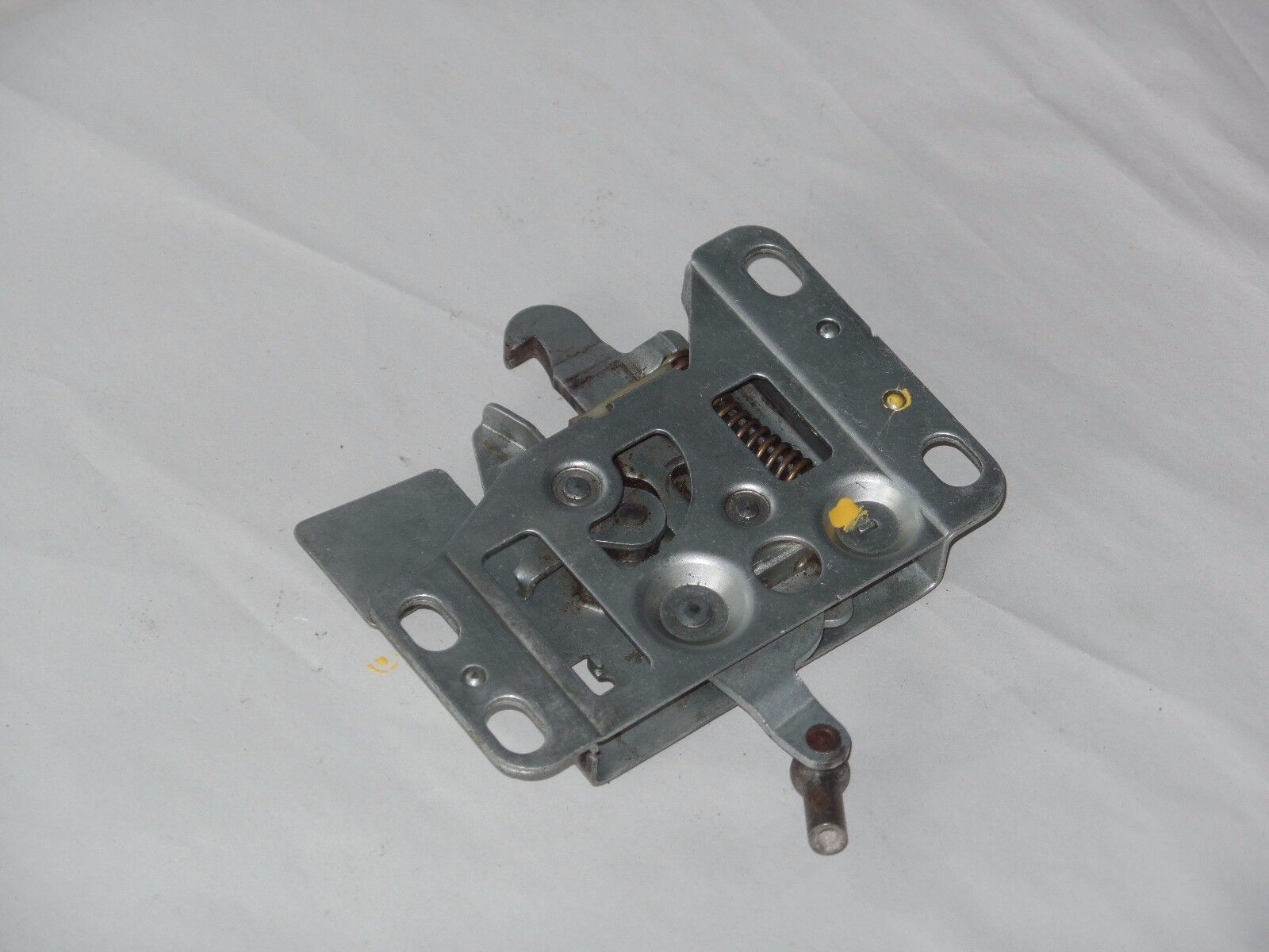 Mercedes SL 380sl 450sl Convertible Latch Lock 560sl 107 w107 450 380 1077700026
