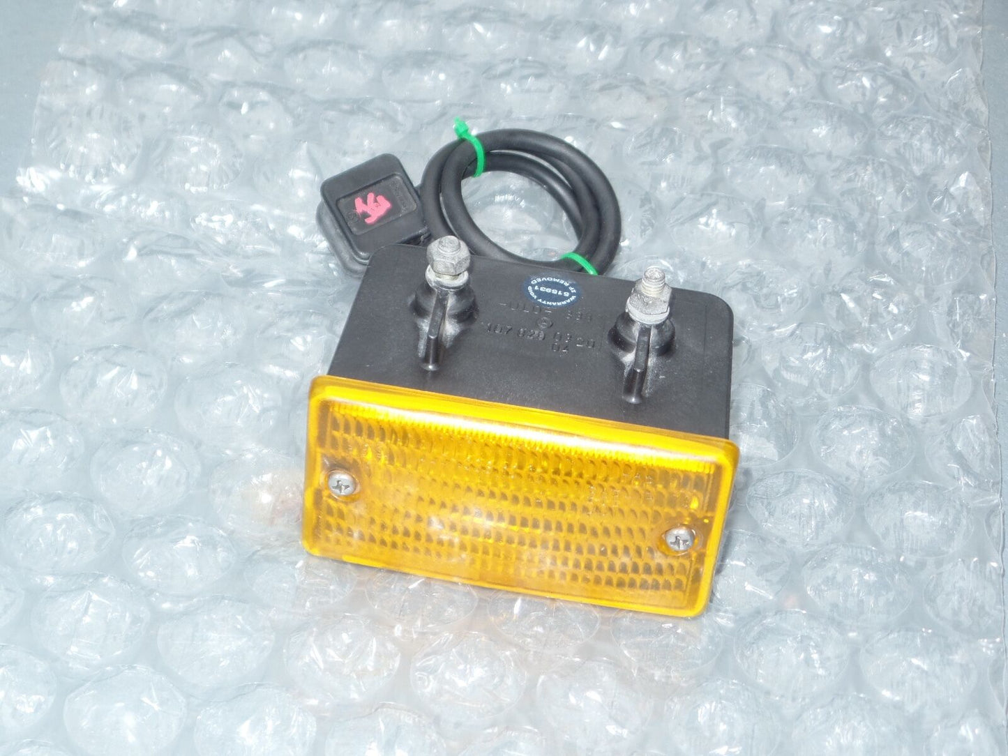 MERCEDES 107 TURN SIGNAL 450 380 560 SLC sl light 500 450sl 560sl w107 r107 350