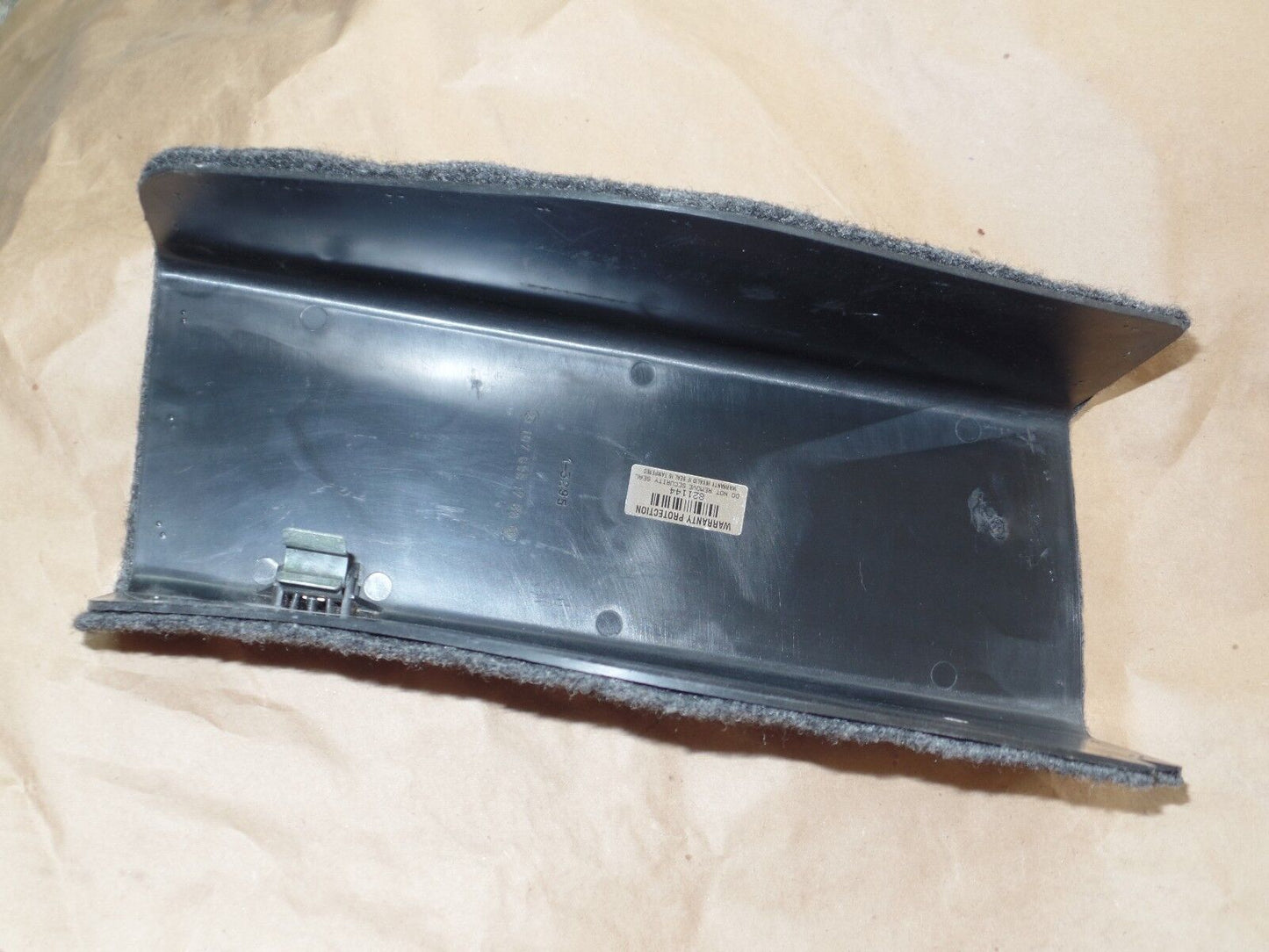 SL Trunk antenna lid cover 450sl carpet 107 380 450 R107 slc 350 1076931733 280