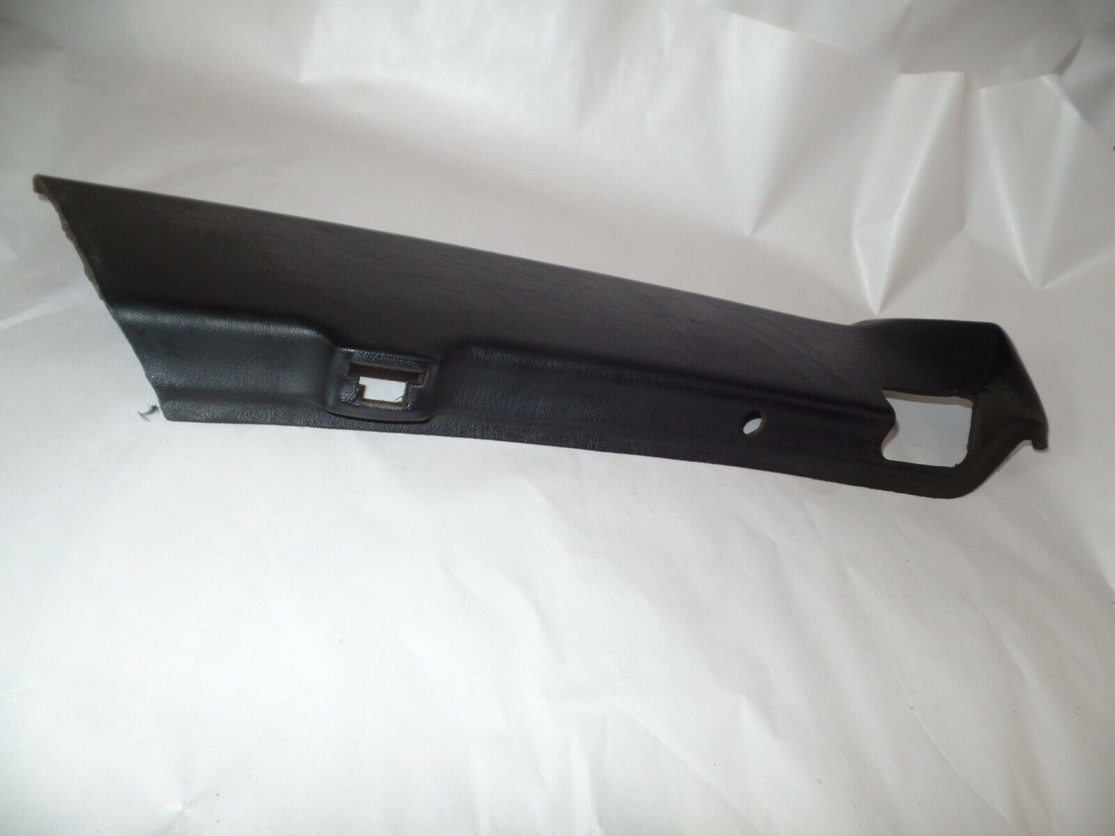 sl wind shield upper 300sl500sl 320sl 600sl 300 500 600 molding trim 1296900125