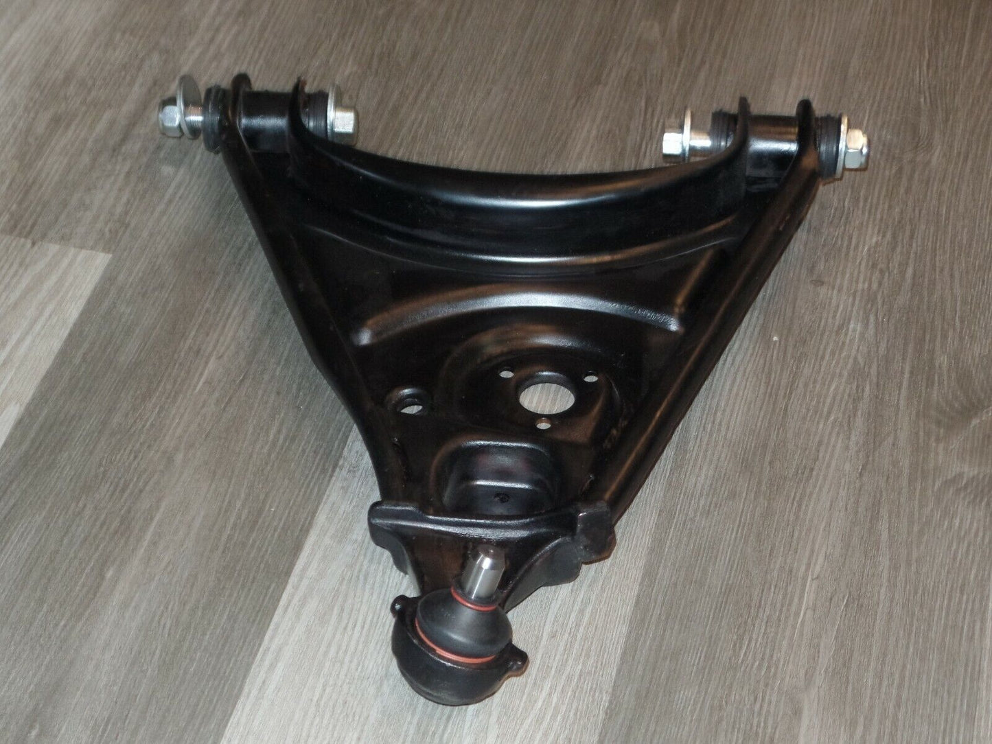 Mercedes sl 107 Left Lower Control Arm 560sl w107 1073302407 560 sl transverse
