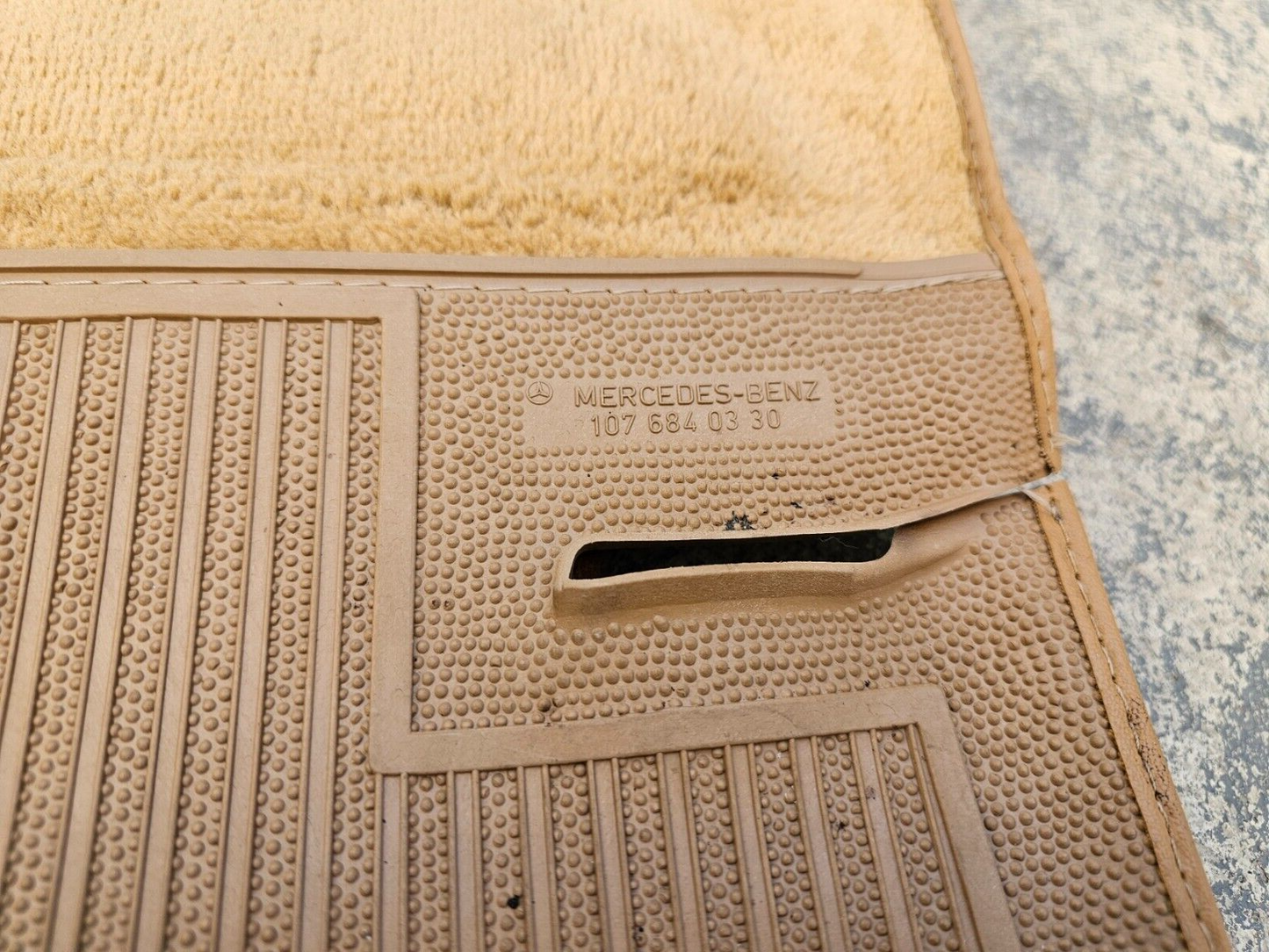Mercedes SL Mat carpet 450sl 560sl 107 380 450 R107 driver  w107 380sl r107