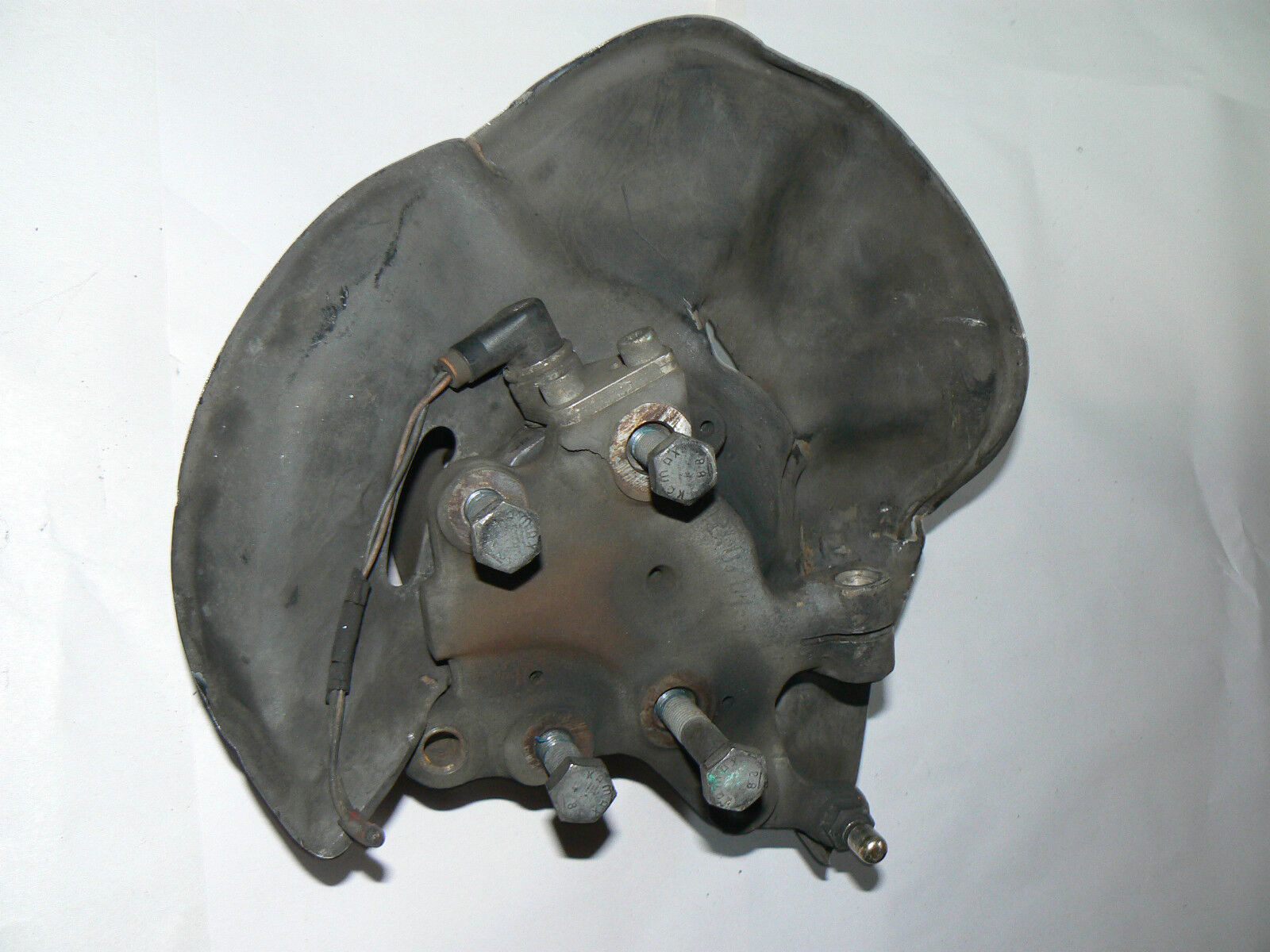 Mercedes sl 107 front spindle hub 560sl w107 560 500 420 LS 1073320301 Left r107