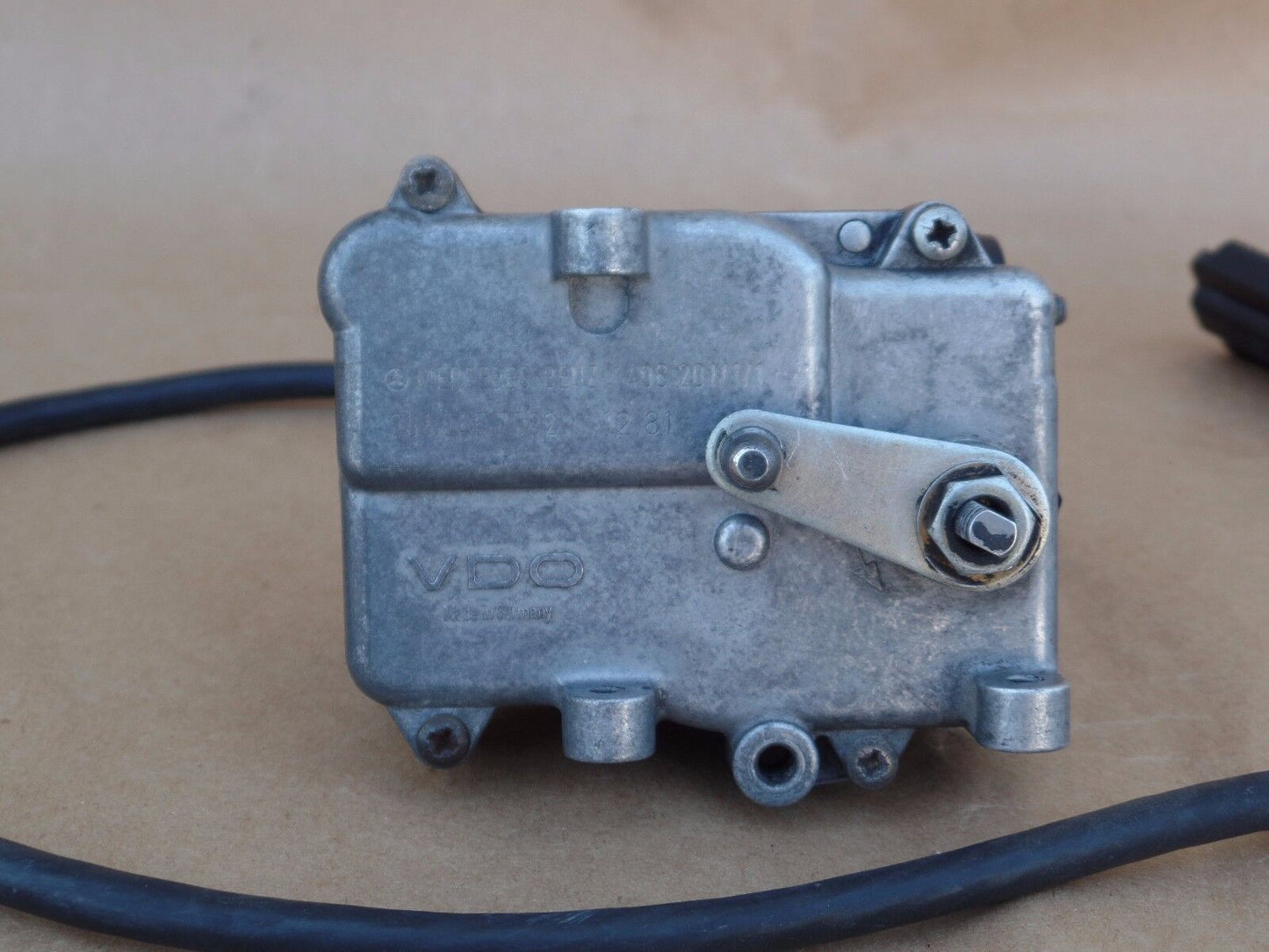 Mercedes SL Cruise Control Actuator Tempomat 300SD 380SE 380SEC 500 380 SEC SEL