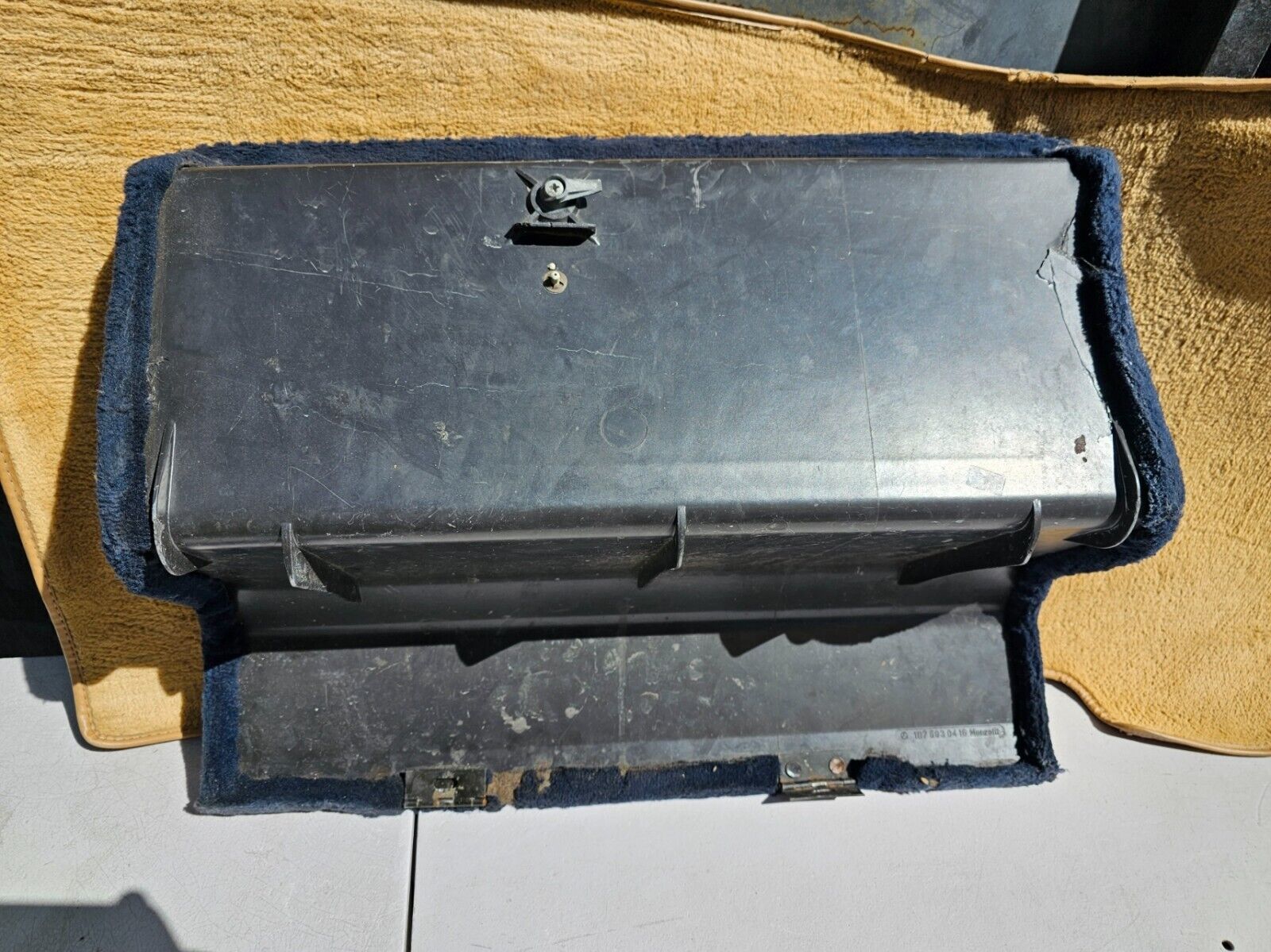 Mercedes SL Trunk battery lid cover 450sl 380sl 560 107 450 380 560sl w107 500 