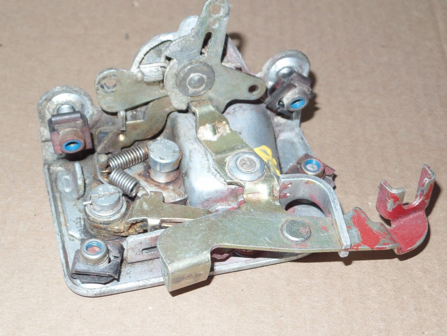 Mercedes SL 107 Door Lock Mechanism w107 380sl 450sl sic 350sl 380 left