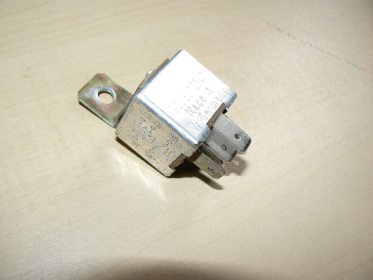 MERCEDES SL AC / Heater Relay 350 450 450sl 107 SLC  W107 Defrost blower motor