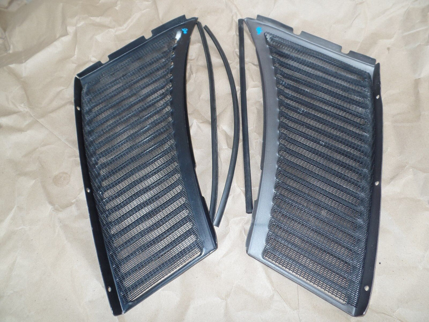 Mercedes SL Cowl Grill 560sl 107 450sl 380sl grille slc 450 560 380 r107 w107